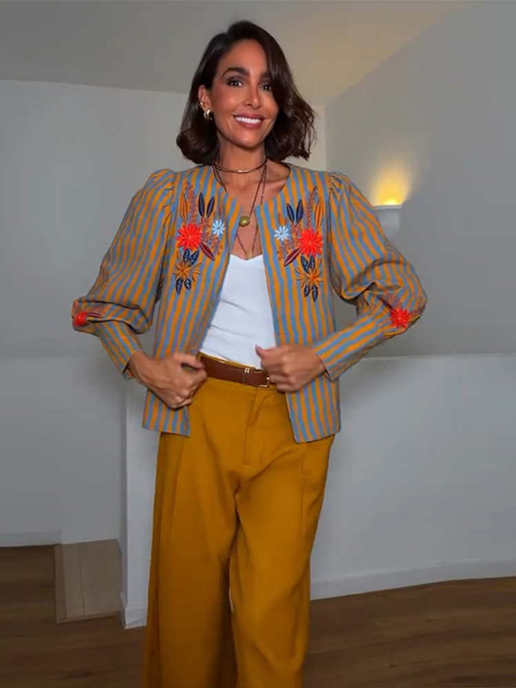 2026年初秋ストライプフラワー刺繍ジャケットラウンドネック - Jackets のレビューと価格